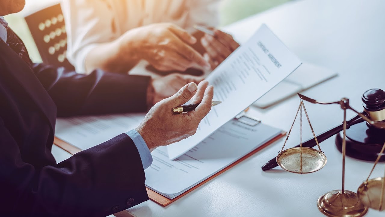 Business and Corporate Law in Canada